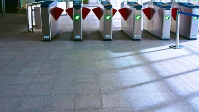 TfL Trials Facial Recognition Fare Gates in London