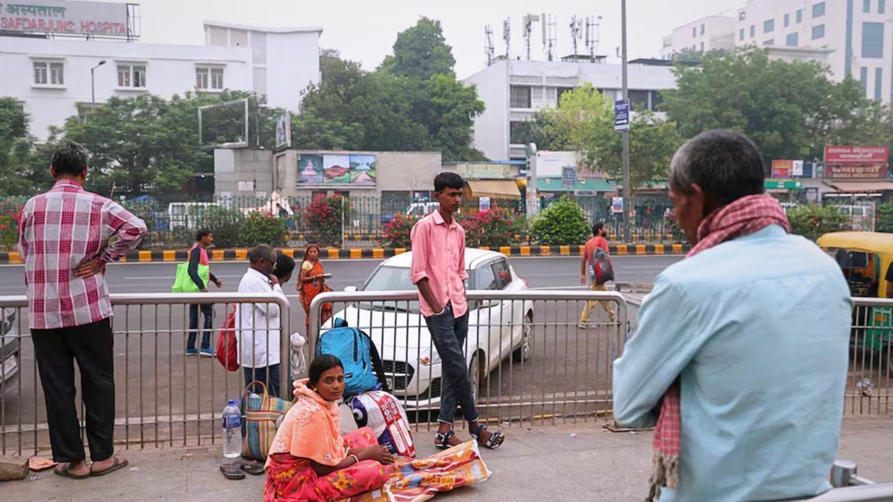 India’s Walking Crisis How Unsafe Streets Are Failing Millions of Pedestrians