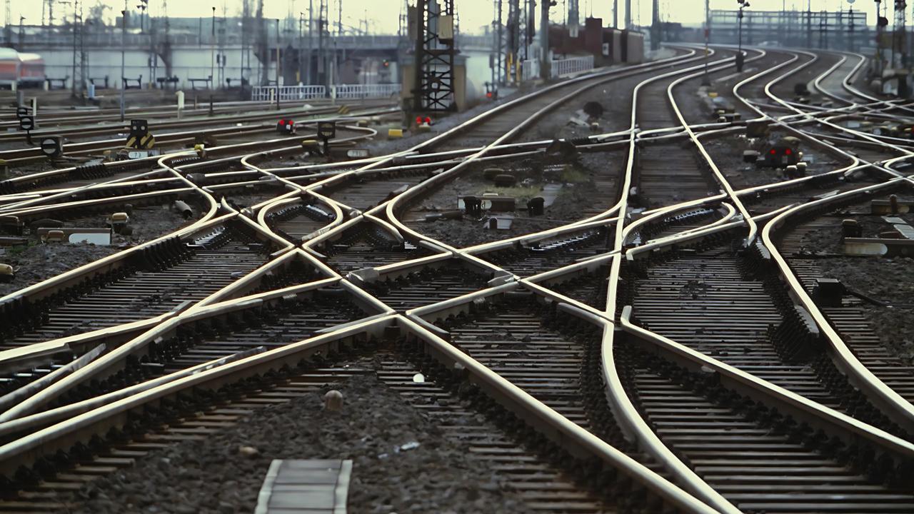 CER Urges EU to Strengthen Rail Sector for Green Mobility