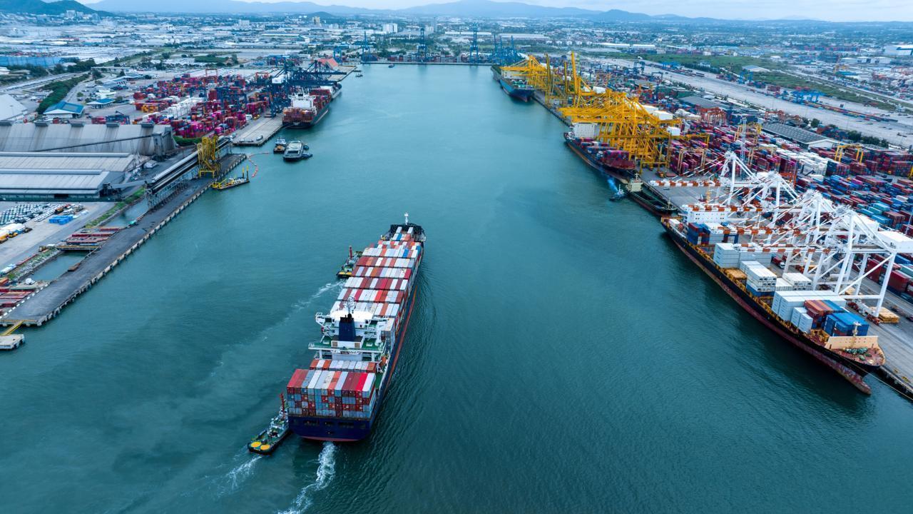 India Pushes for Tax Parity to Boost Domestic Shipping