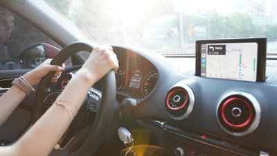 Panasonic Unveils AI-Powered AR HUD for Safer Driving