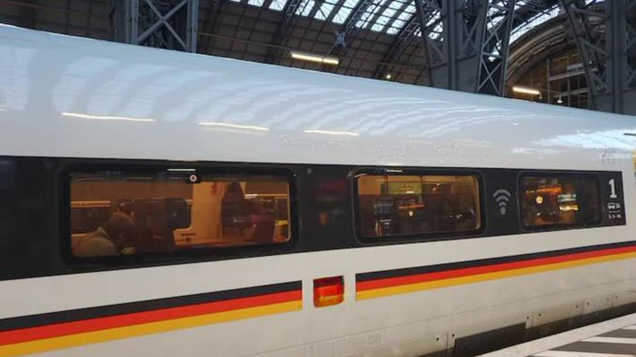 Siemens Tests Self-Tinting Train Windows on Austrian Rail Routes