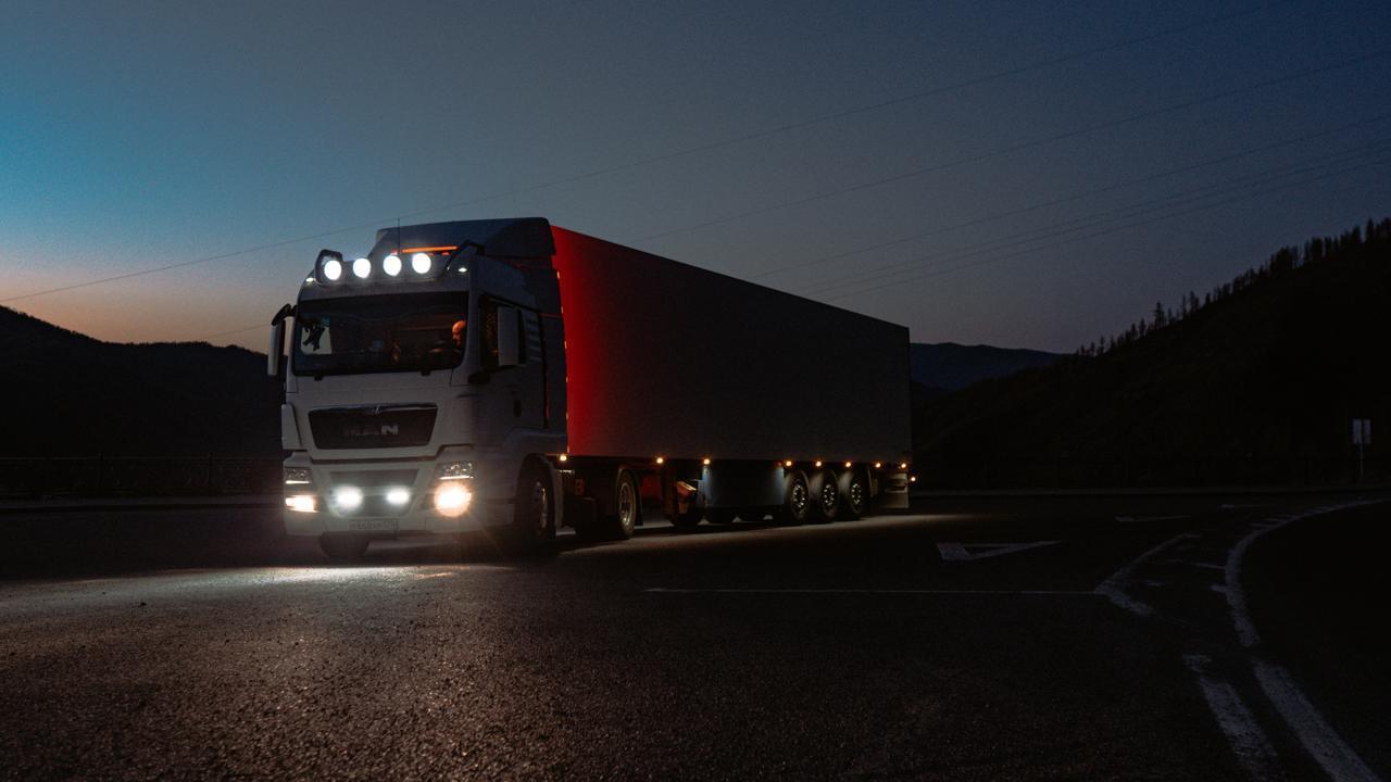 Amphenol Wins U.S. Army Deal for Autonomous Convoys