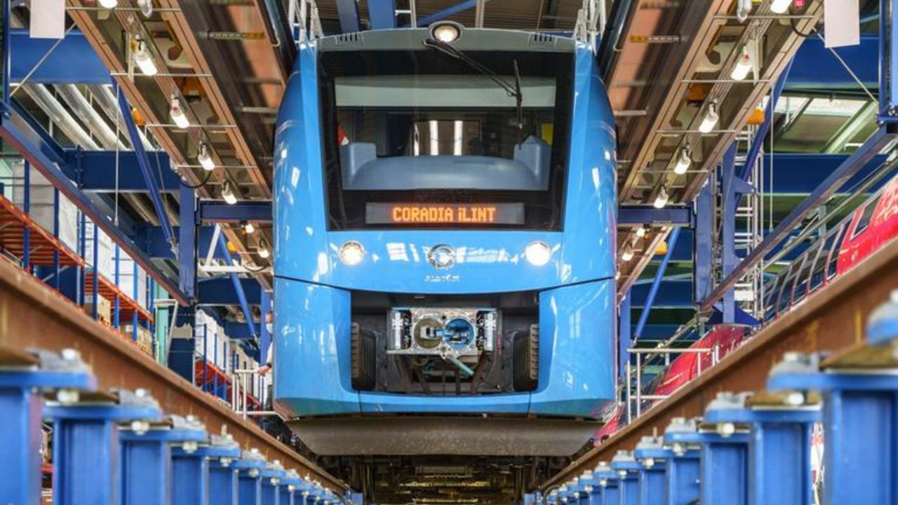 India Rolls Out First Hydrogen Rail Coach from ICF Chennai