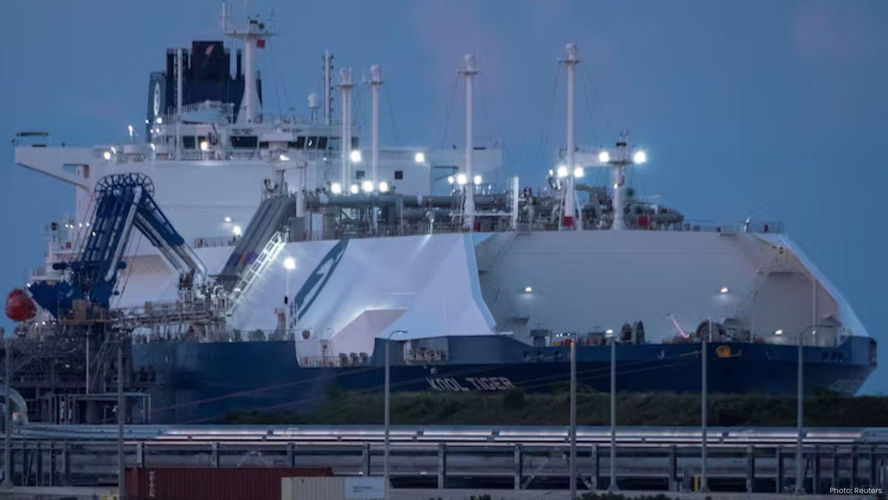 US LNG Builders Turn to Modular Construction to Cut Rising Costs