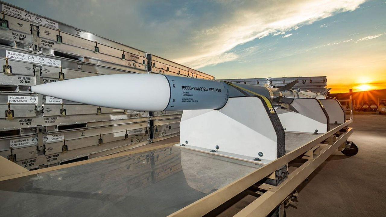 Finland Eyes €1B AMRAAM Buy to Bolster Air Defense