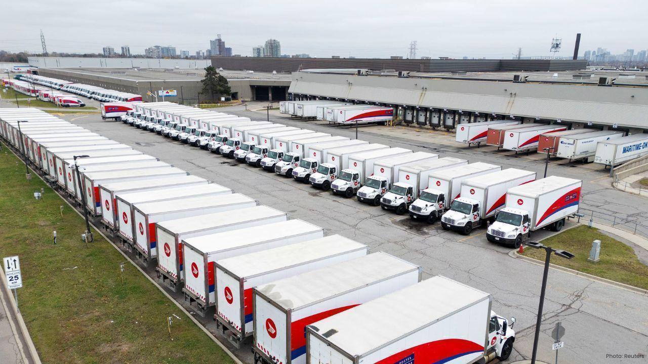 Canada Post Union Shifts Strike Tactics Raising Shipping Concerns
