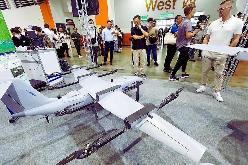 Taiwan Urged to Build 150 LEO Satellites for Communications Resilience