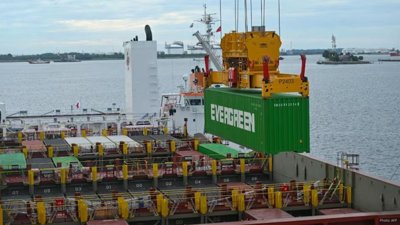 Singapore Shipping Firm Rejects $1B Sri Lanka Pollution Fine