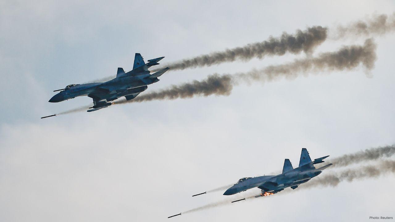 Trump urges NATO to shoot down Russian planes violating airspace
