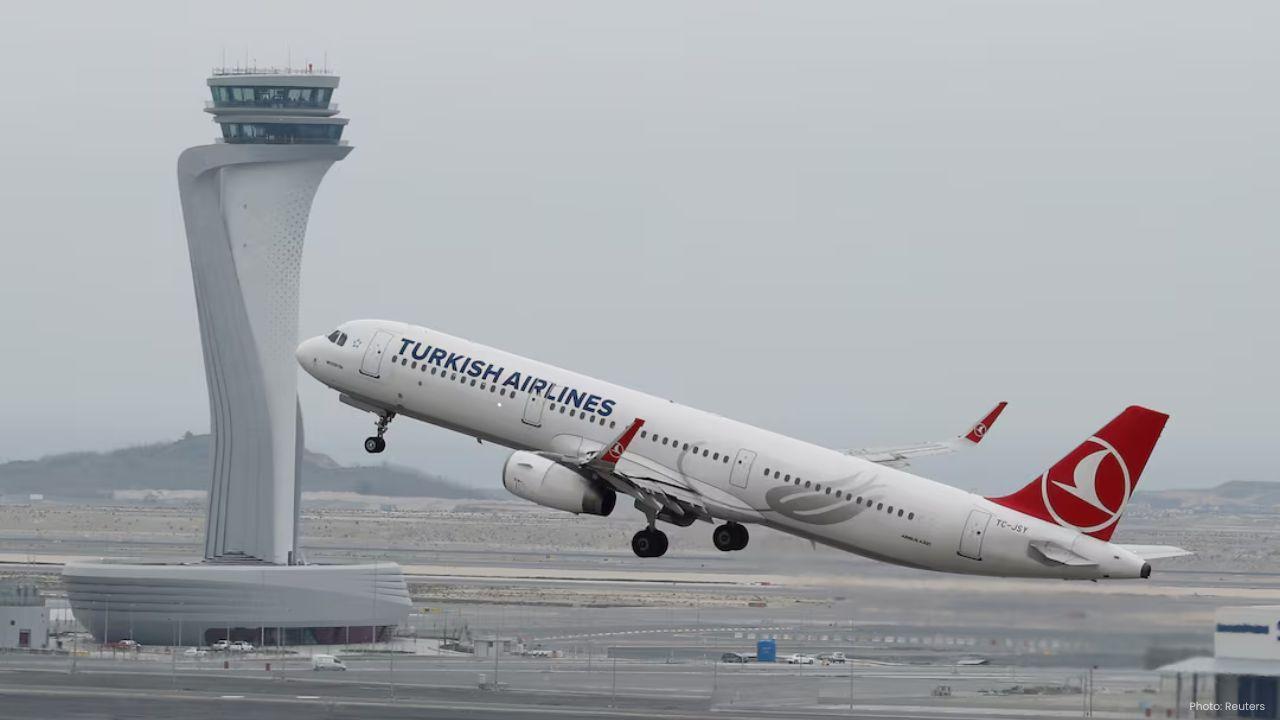 Turkish Airlines Orders 50 Boeing 787s Eyes 100 737 MAX Jets