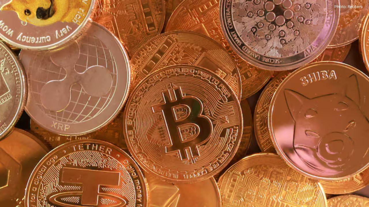 Japan plans new rules to control cryptocurrency and lower taxes