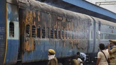 Dharavi fire suspends Harbour line trains, no injuries