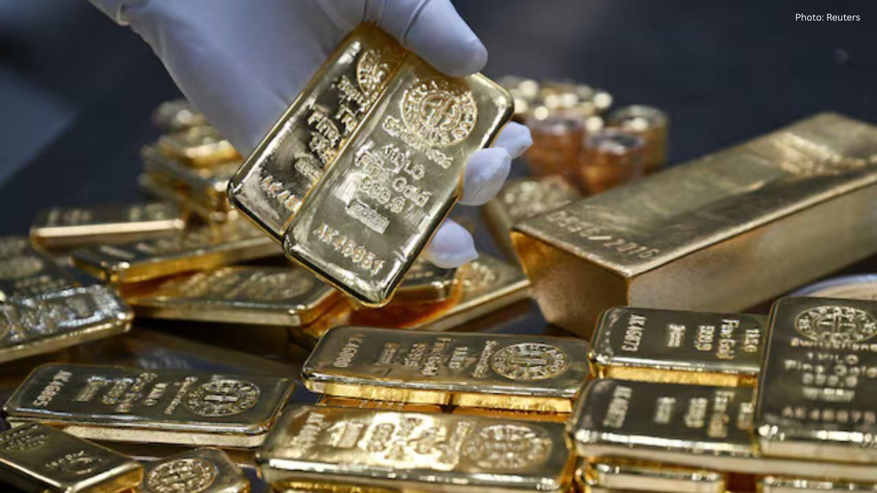 Gold Prices Jump to Two-Week High as Hopes Rise for a December US Rate Cut
