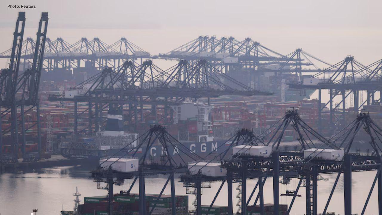 China Export Growth Beats Expectations as Trade Shifts Away from United States