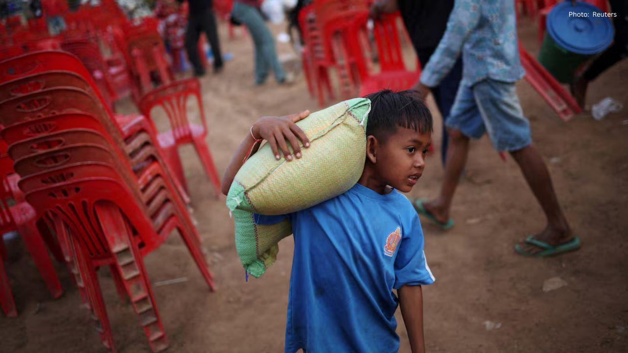 Thailand Pushes Ahead With Border Fight as Ceasefire Claims Fall Apart