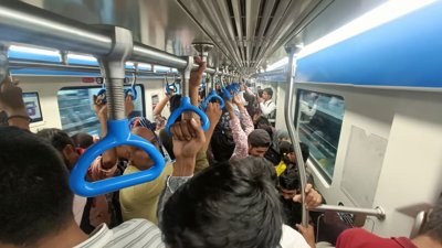 Train Delays Increase Pressure on Metro Services as Passenger Queues Grow