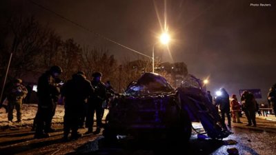 Russian Attacks Hit Ukraine Ahead of Zelenskiy-Trump Peace Talks