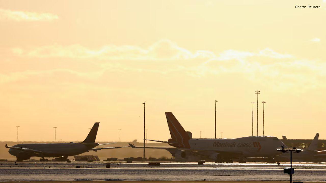 KLM Faces De-Icing Fluid Shortage as Winter Storms Disrupt Amsterdam Flights