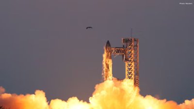 SpaceX Prepares for Historic IPO a…