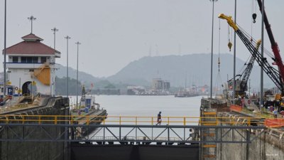 Panama Court Cancels Hong Kong Firm’s Canal Port Deal, Raising Global Concerns