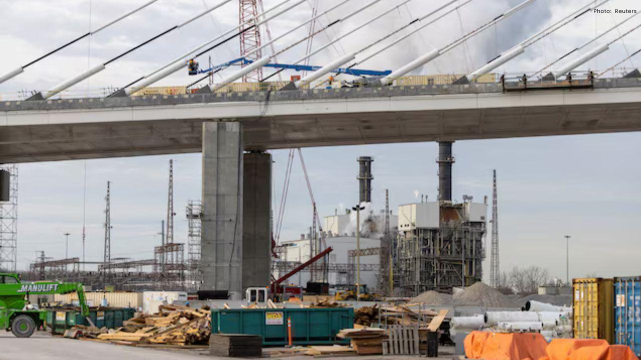 Trump Threatens to Block Detroit–Canada Bridge Opening, Raising New Trade Tensions